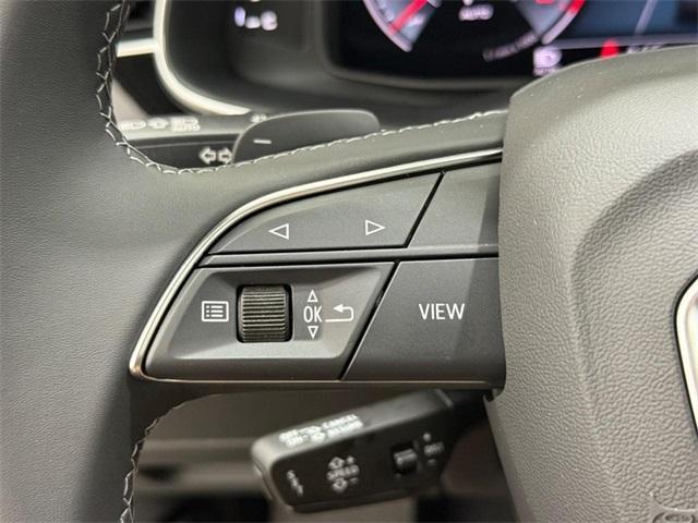 new 2025 Audi Q7 car, priced at $77,450