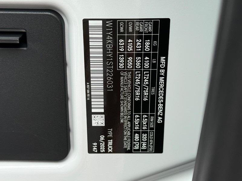 new 2025 Mercedes-Benz Sprinter 2500 car, priced at $65,001
