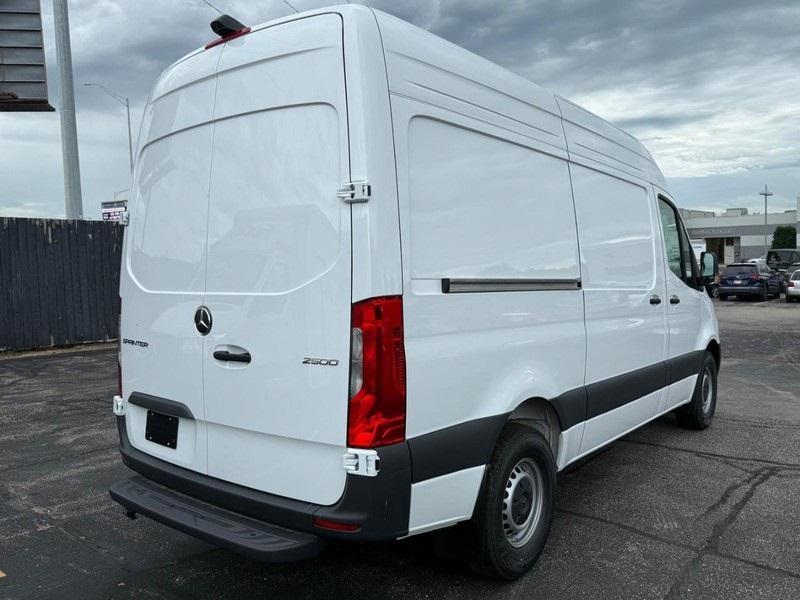 new 2025 Mercedes-Benz Sprinter 2500 car, priced at $65,001