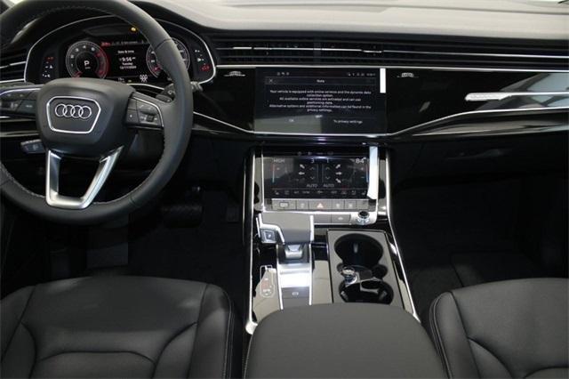 new 2025 Audi Q7 car, priced at $75,800