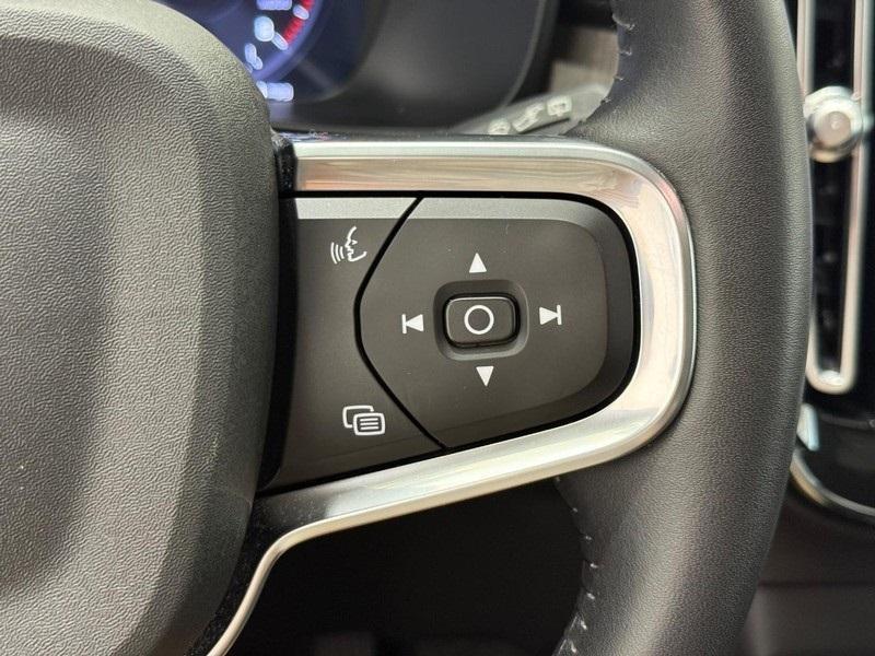 used 2021 Volvo XC40 car, priced at $26,990