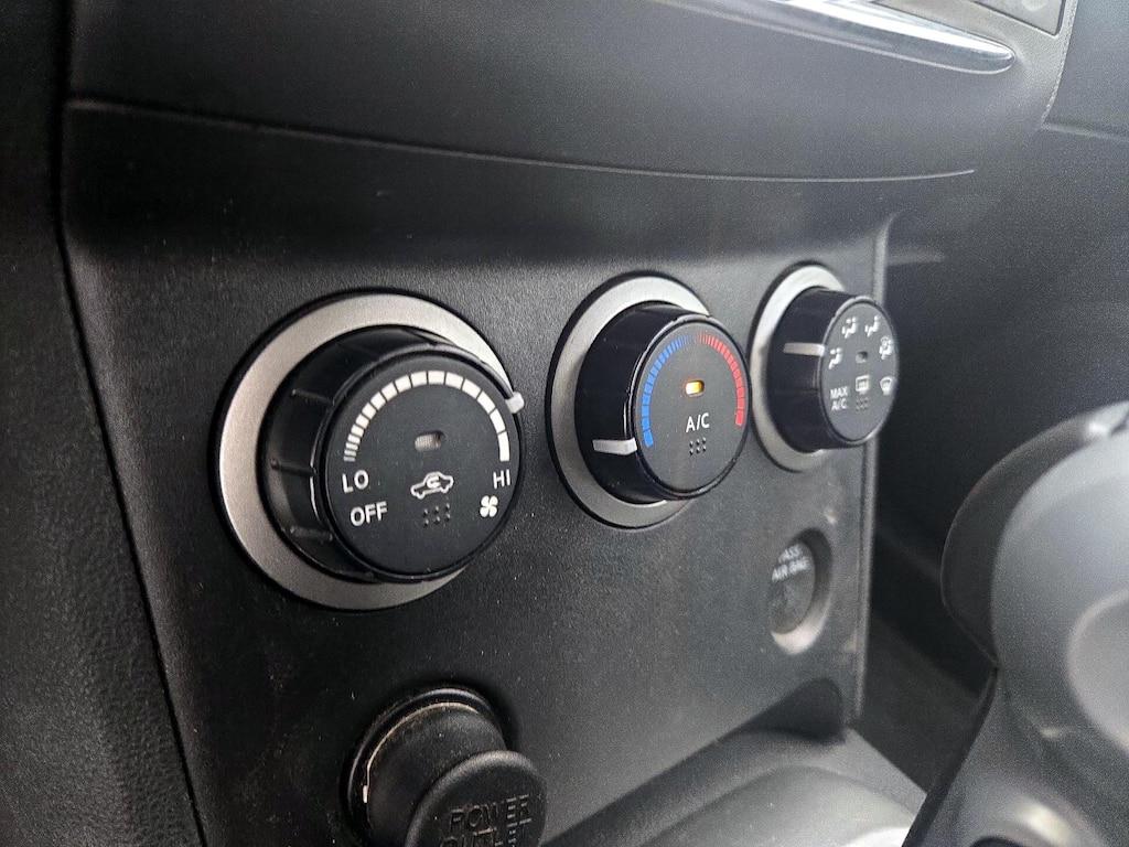 used 2014 Nissan Rogue Select car, priced at $13,998