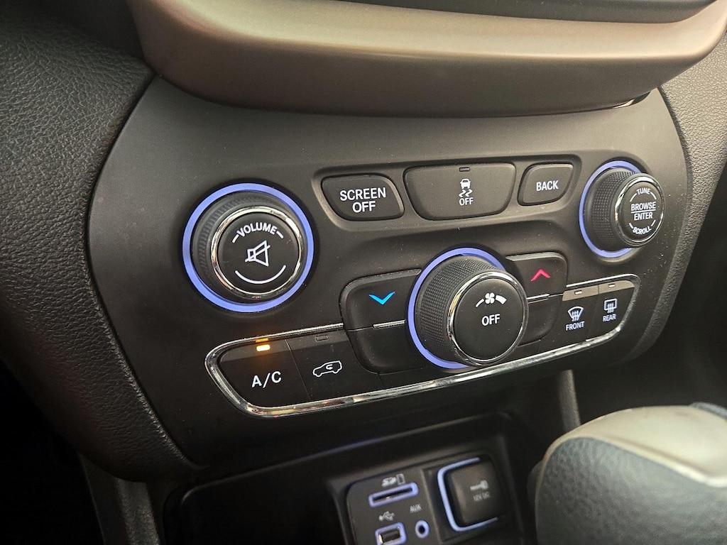 used 2016 Jeep Cherokee car, priced at $13,599