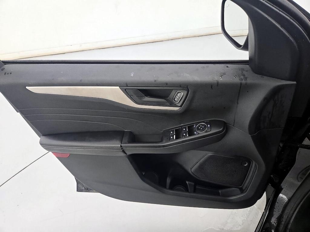 used 2022 Ford Escape car, priced at $19,998