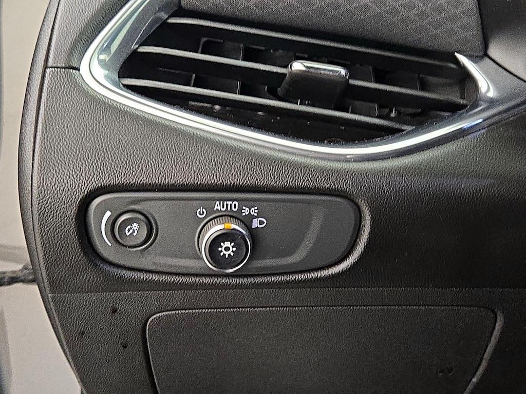 used 2018 Chevrolet Malibu car, priced at $13,998