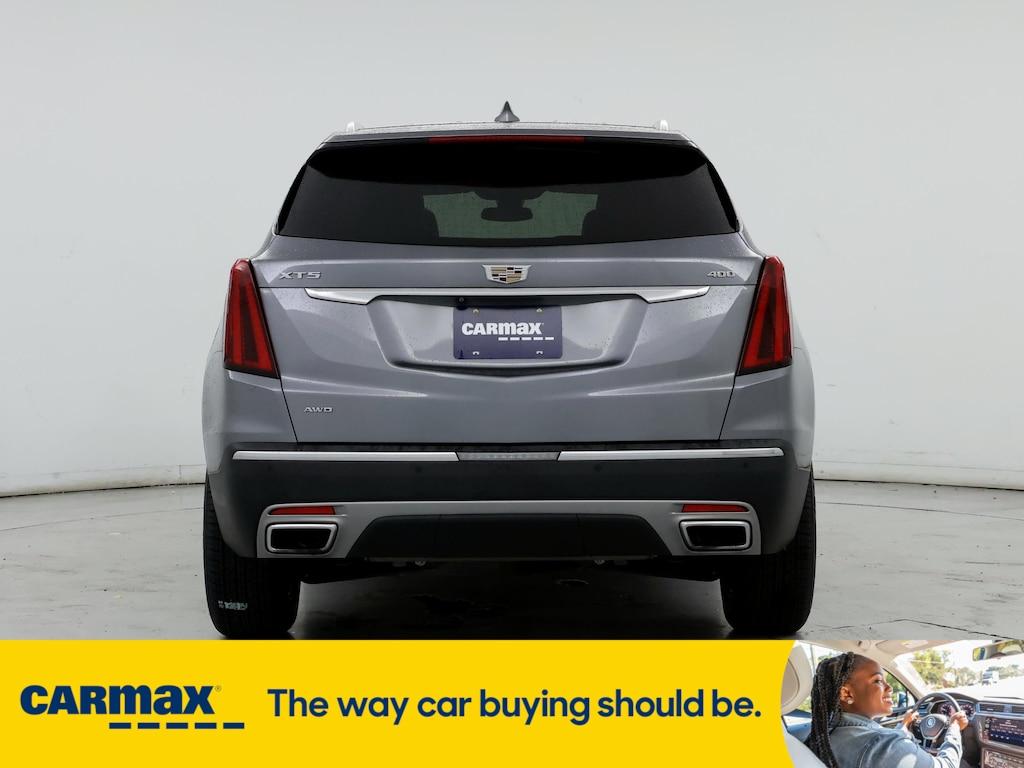 used 2021 Cadillac XT5 car, priced at $27,998