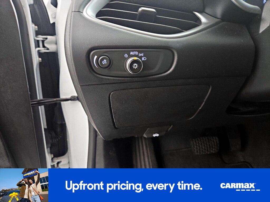 used 2023 Chevrolet Malibu car, priced at $18,998