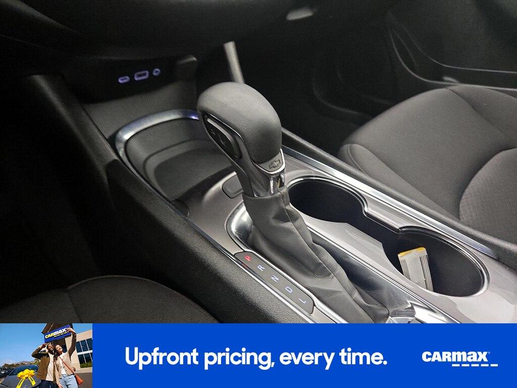 used 2023 Chevrolet Malibu car, priced at $18,998