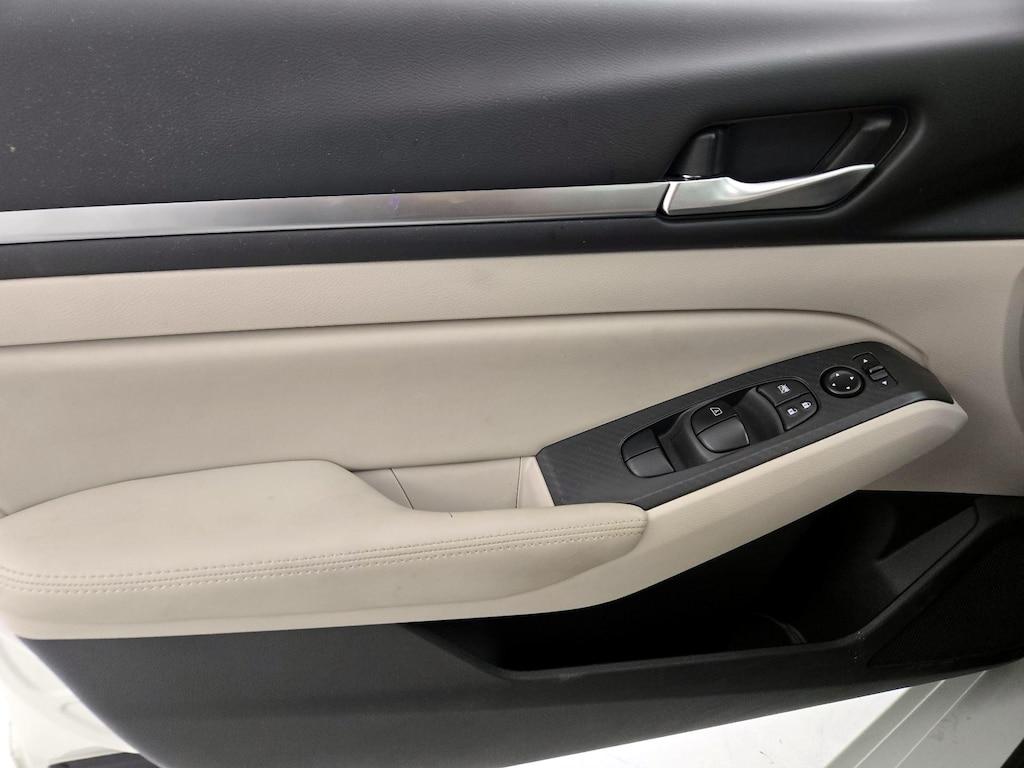 used 2022 Nissan Altima car, priced at $19,998