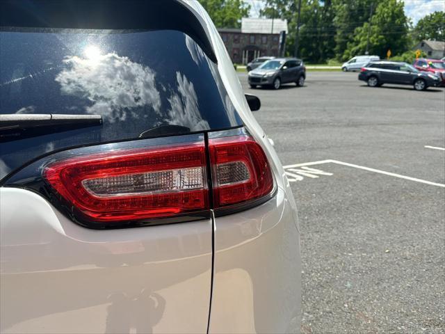 used 2016 Jeep Cherokee car, priced at $16,900