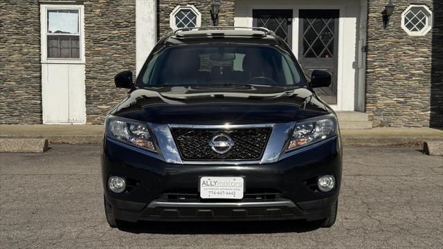 used 2015 Nissan Pathfinder car, priced at $9,999