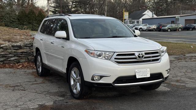 used 2011 Toyota Highlander car, priced at $13,999