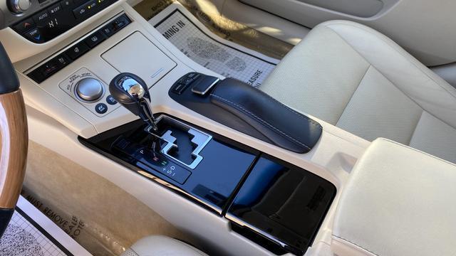 used 2013 Lexus ES 300h car, priced at $10,999