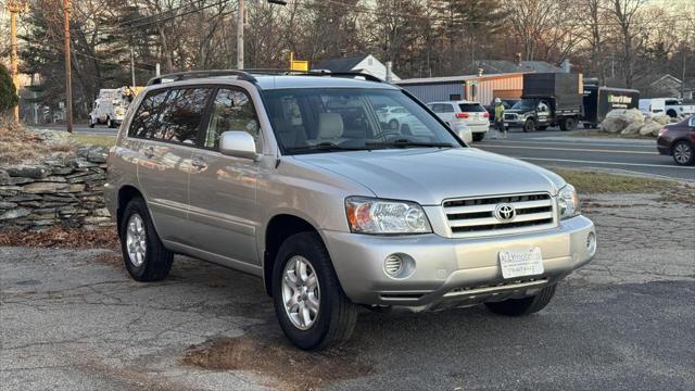 used 2006 Toyota Highlander car, priced at $9,998