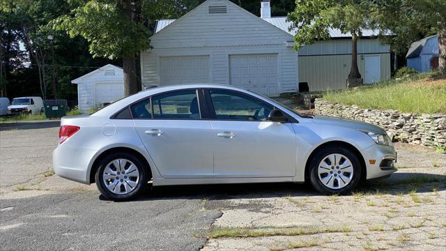 used 2015 Chevrolet Cruze car, priced at $7,999