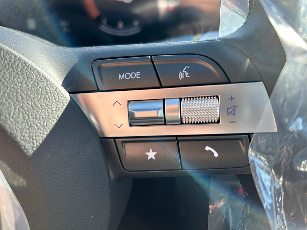 new 2025 Hyundai Kona car, priced at $27,689