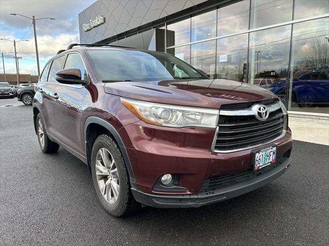 used 2015 Toyota Highlander car, priced at $18,999