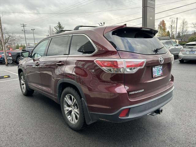 used 2015 Toyota Highlander car, priced at $18,999