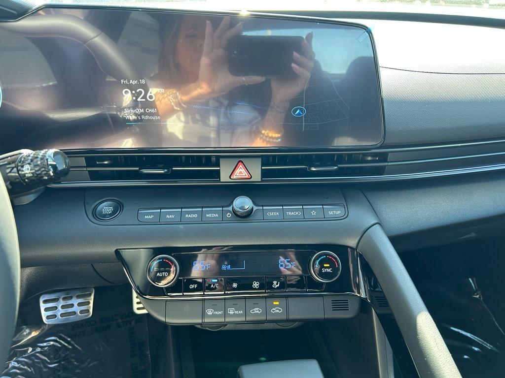 new 2025 Hyundai ELANTRA HEV car, priced at $27,620