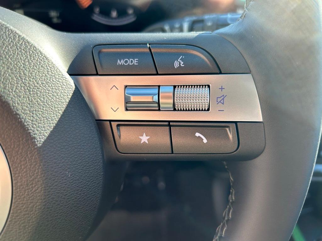 new 2025 Hyundai Kona car, priced at $27,910