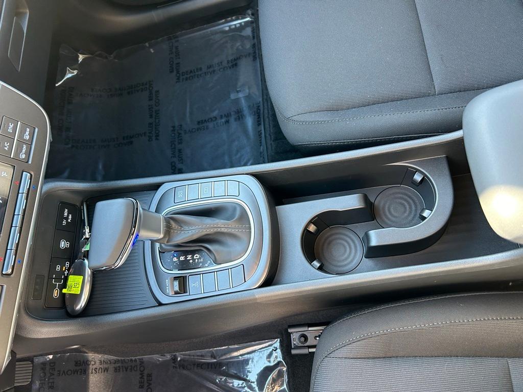 new 2025 Hyundai Kona car, priced at $27,910