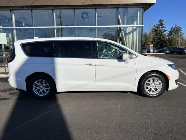 used 2020 Chrysler Pacifica car, priced at $27,999