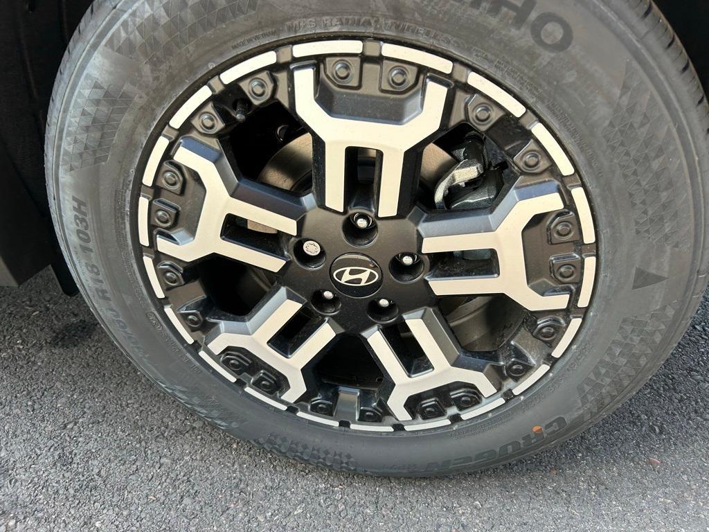 new 2025 Hyundai Tucson car, priced at $35,119
