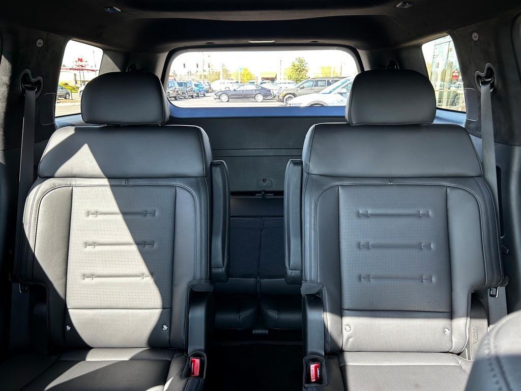 new 2025 Hyundai SANTA FE HEV car, priced at $49,125