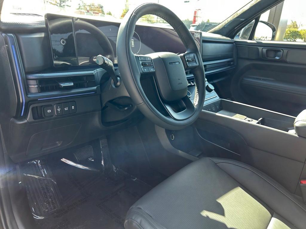 new 2025 Hyundai SANTA FE HEV car, priced at $49,125