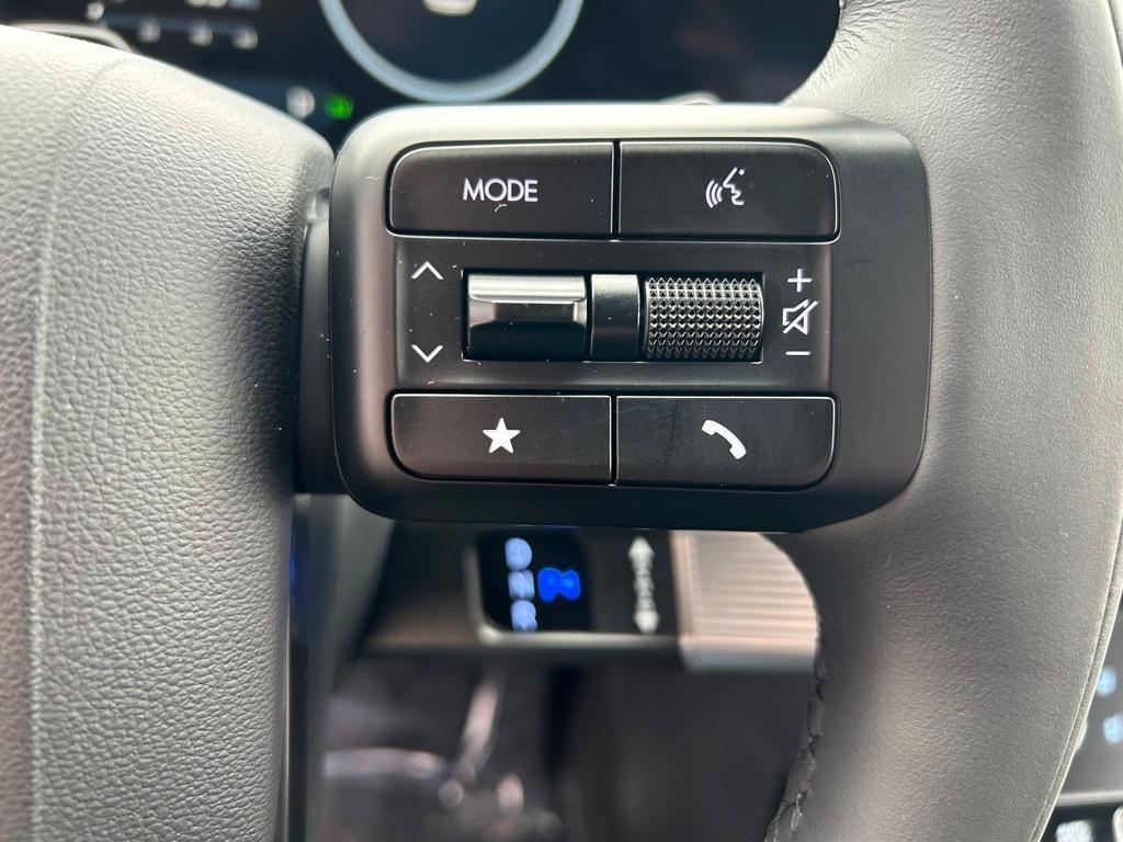 new 2025 Hyundai SANTA FE HEV car, priced at $49,125
