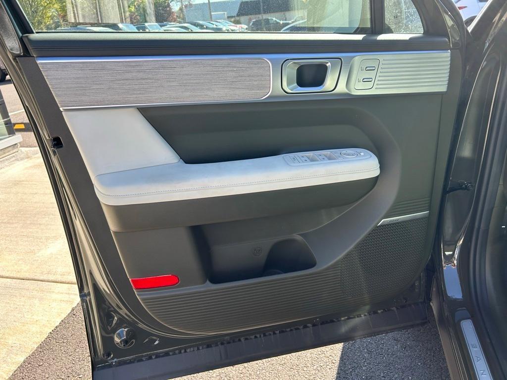 new 2025 Hyundai SANTA FE HEV car, priced at $49,895