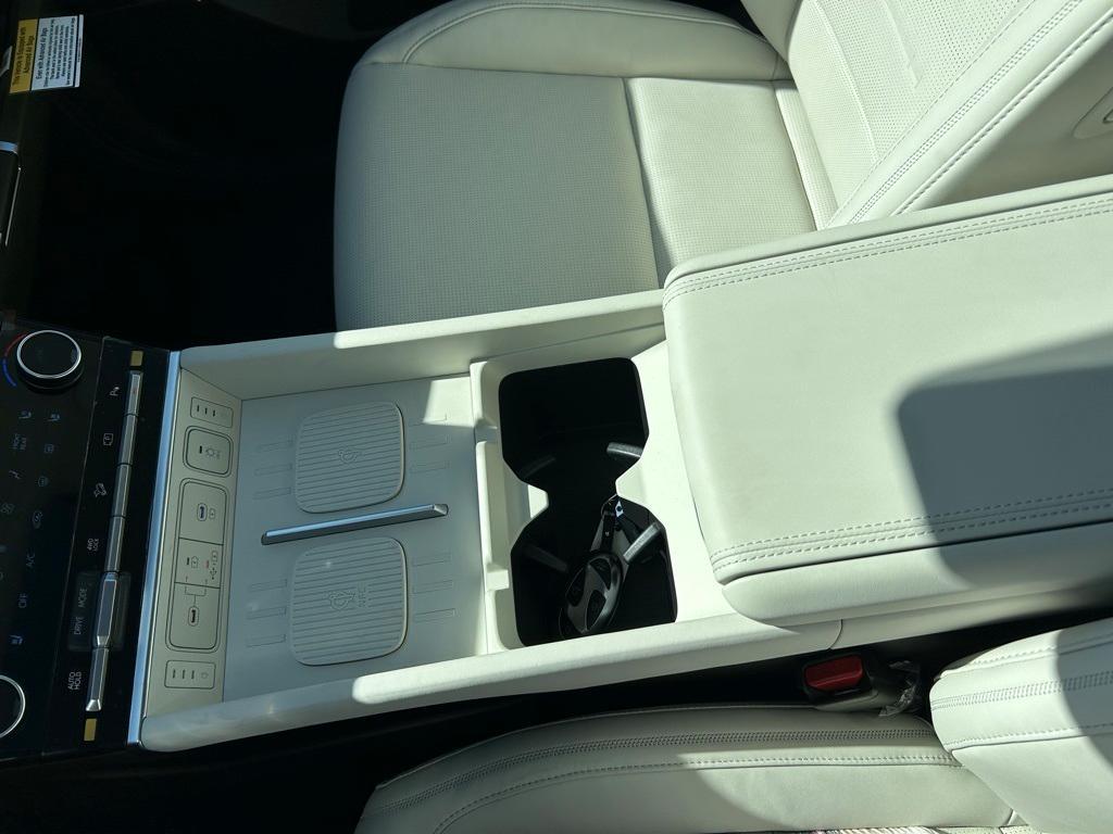new 2025 Hyundai SANTA FE HEV car, priced at $49,895