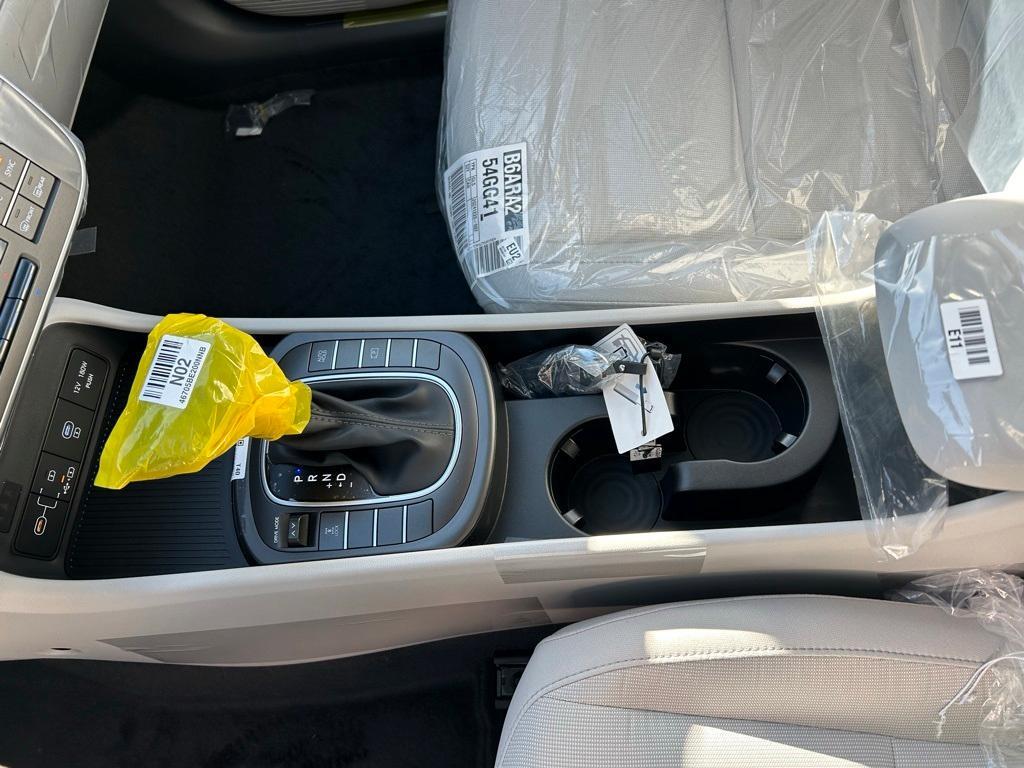 new 2025 Hyundai Kona car, priced at $28,085