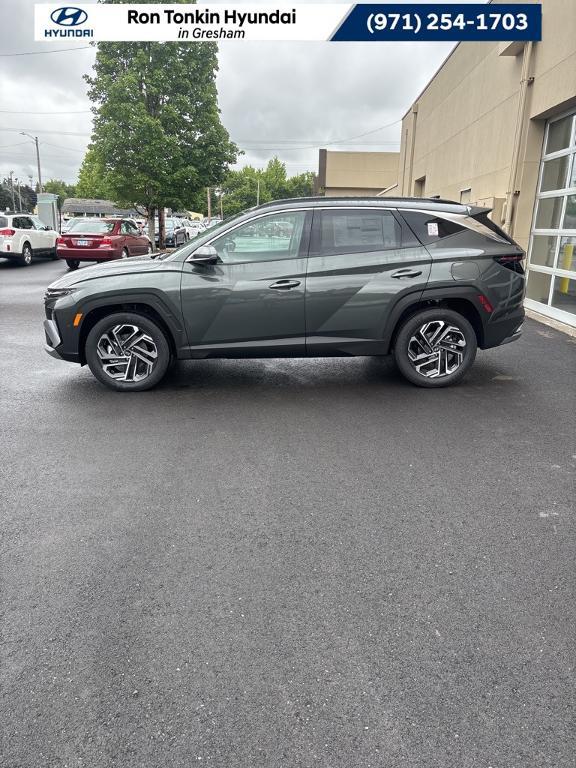 new 2025 Hyundai TUCSON Hybrid car, priced at $41,495