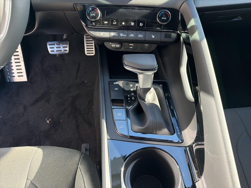 new 2026 Hyundai Elantra car, priced at $27,292