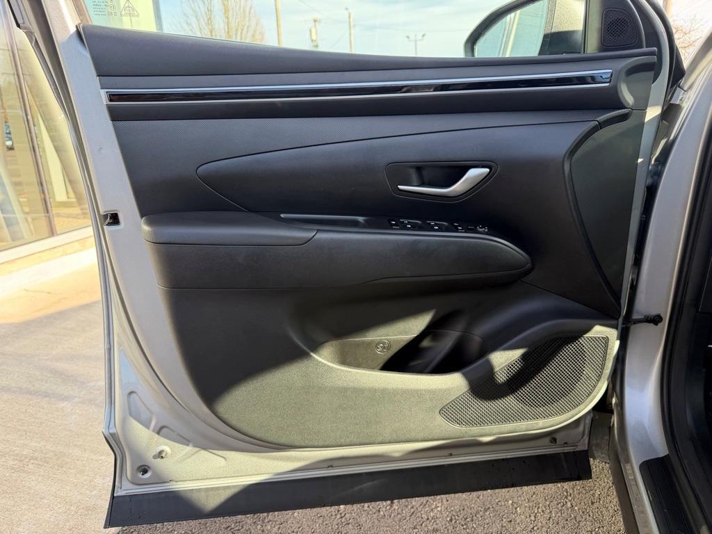 used 2024 Hyundai TUCSON Hybrid car, priced at $26,999
