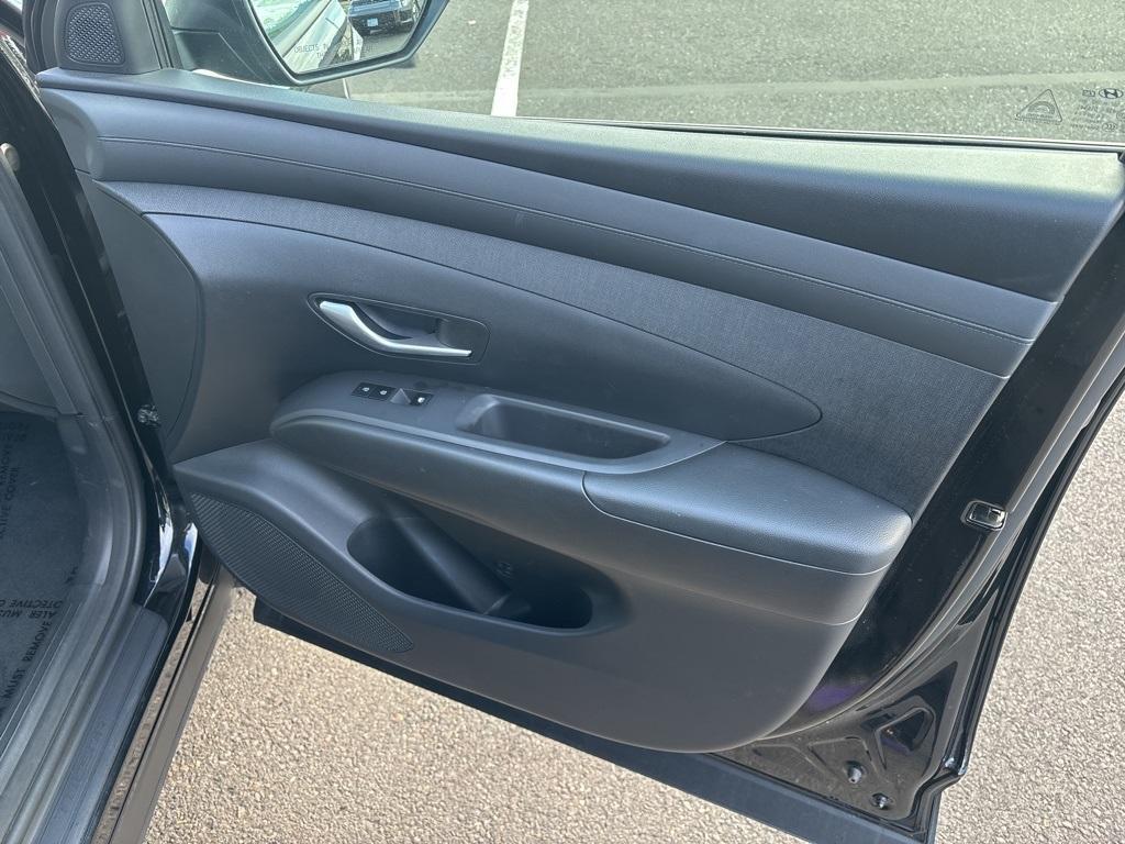 used 2025 Hyundai TUCSON Hybrid car, priced at $32,333