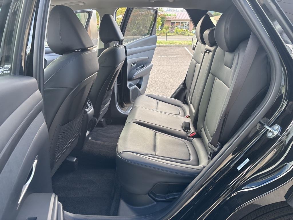 used 2025 Hyundai TUCSON Hybrid car, priced at $32,333