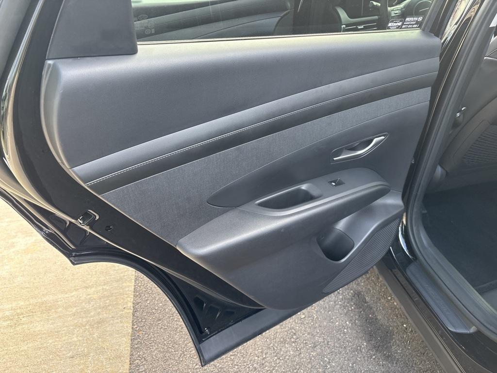 used 2025 Hyundai TUCSON Hybrid car, priced at $32,333