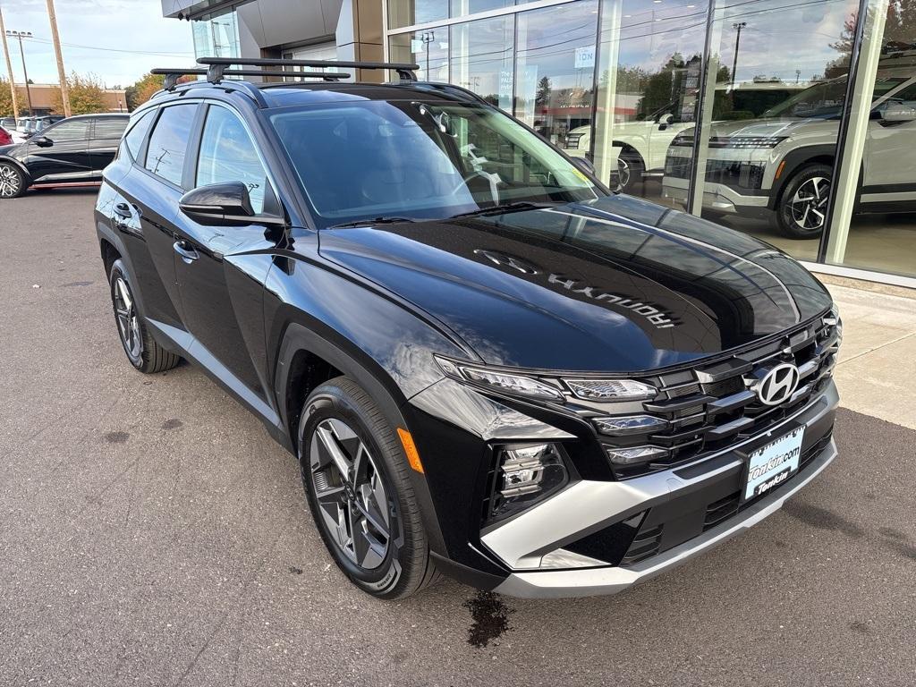 used 2025 Hyundai TUCSON Hybrid car, priced at $32,333