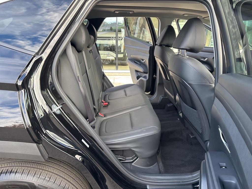 used 2025 Hyundai TUCSON Hybrid car, priced at $32,333