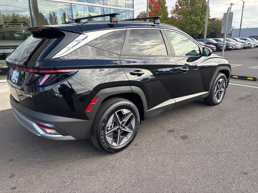 used 2025 Hyundai TUCSON Hybrid car, priced at $32,333