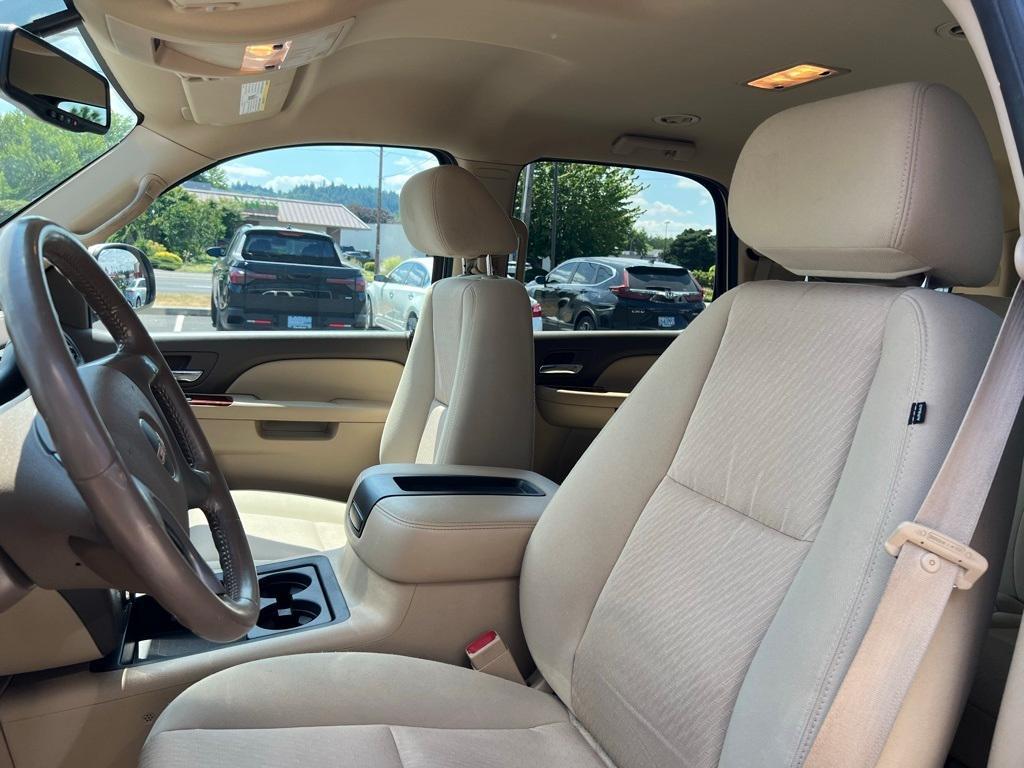 used 2012 GMC Yukon car, priced at $11,950
