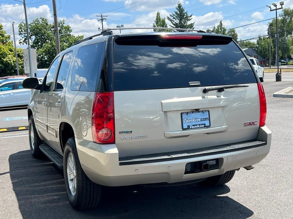 used 2012 GMC Yukon car, priced at $11,950