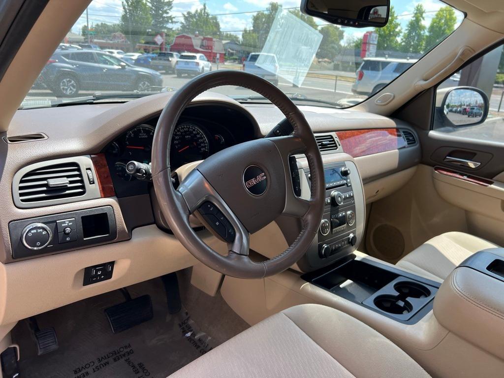 used 2012 GMC Yukon car, priced at $11,950