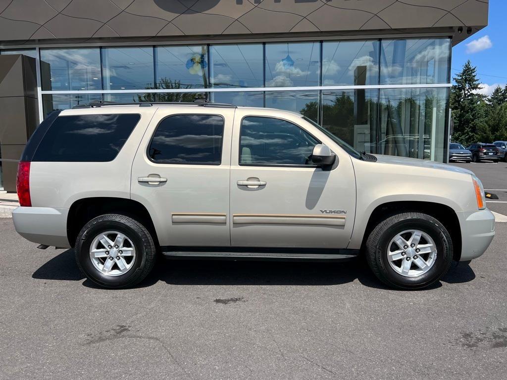 used 2012 GMC Yukon car, priced at $11,950