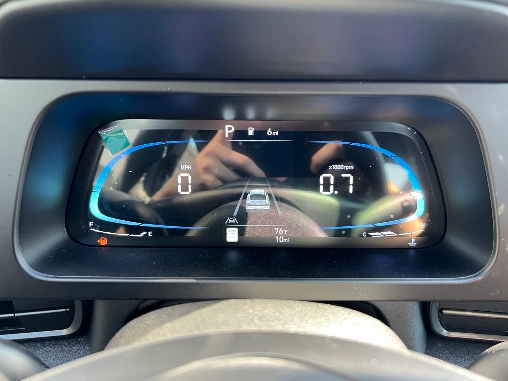 new 2025 Hyundai Elantra car, priced at $25,905