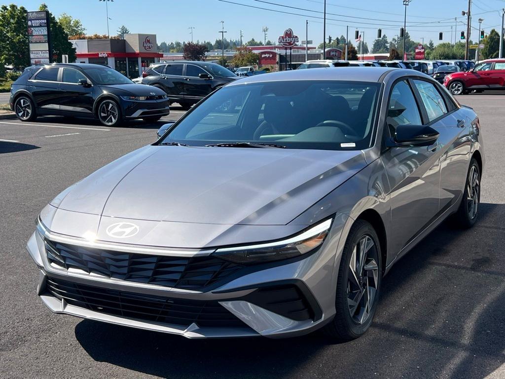 new 2025 Hyundai Elantra car, priced at $25,905
