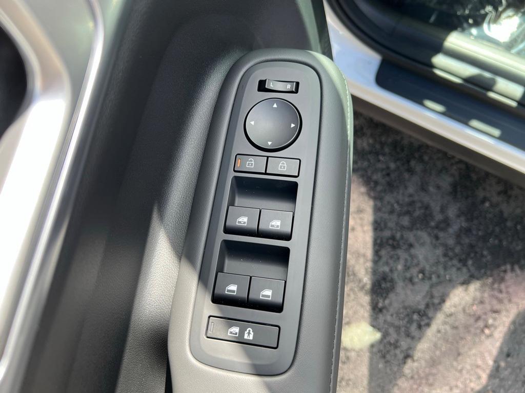 new 2025 Hyundai Santa Fe car, priced at $38,133