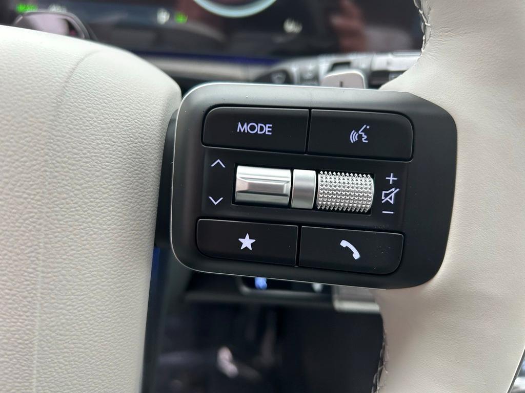 new 2025 Hyundai SANTA FE HEV car, priced at $49,625
